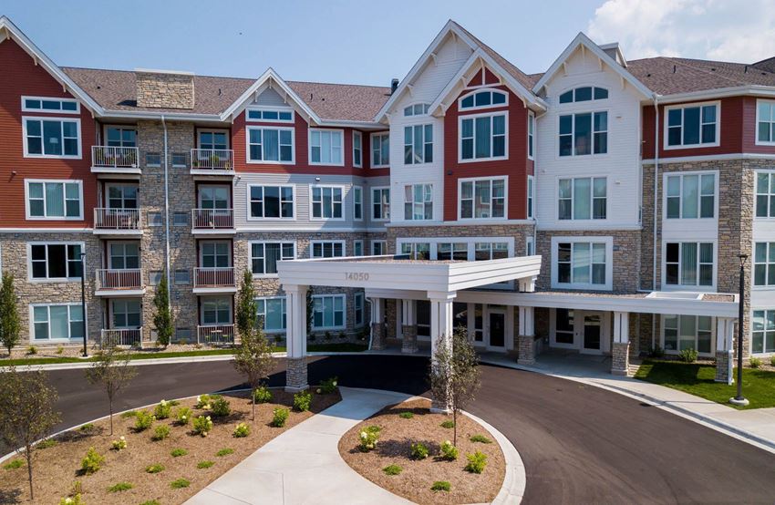 The Legends Of Apple Valley Apartments, 14050 Granite Ave, Apple Valley